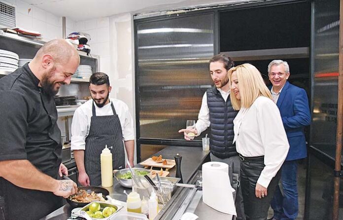 «Μαθήματα» αλά MasterChef στη Γενηματά