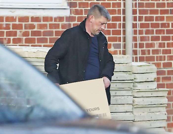 Ο Στιβ Τόμσον επέστρεψε κανονικά στη δουλειά του