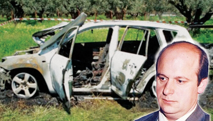 Έψησαν ζωντανό τον Νίκο Μέντζο