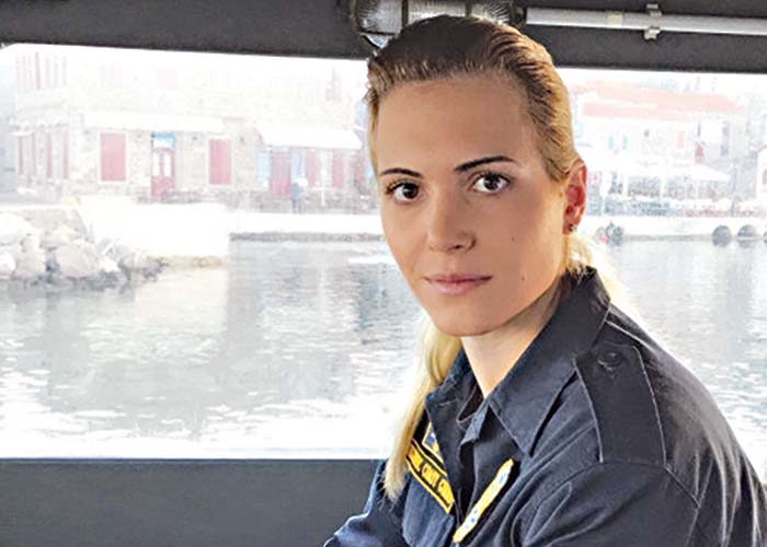 Η επικελευστής Μαρία Κόντη, που σώζει αμέτρητες ανθρώπινες ζωές, τιμήθηκε για την προσφορά της