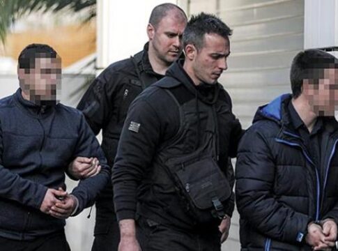 Πώς τα κτήνη βίασαν, βασάνισαν και πέταξαν ζωντανή την Ελένη Τοπαλούδη