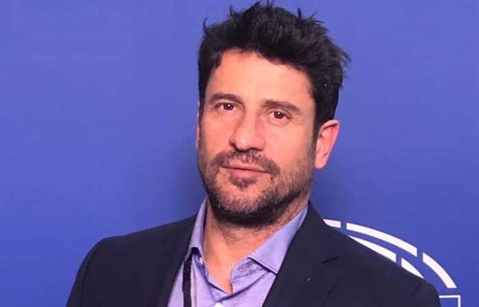 Ο Γεωργούλης έπεσε θύμα αετονύχη και βρέθηκε με χρέη πάνω από 40.000 €