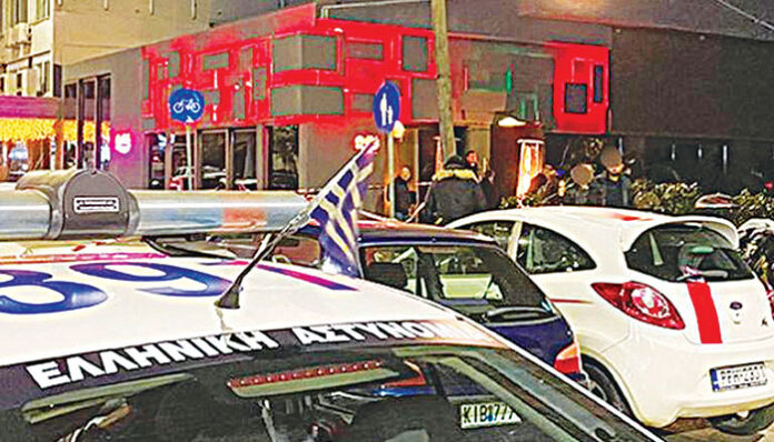 Μαφιόζικο χτύπημα σε πορτιέρη σε κλαμπ στην παραλιακή οδό της Θεσσαλονίκης