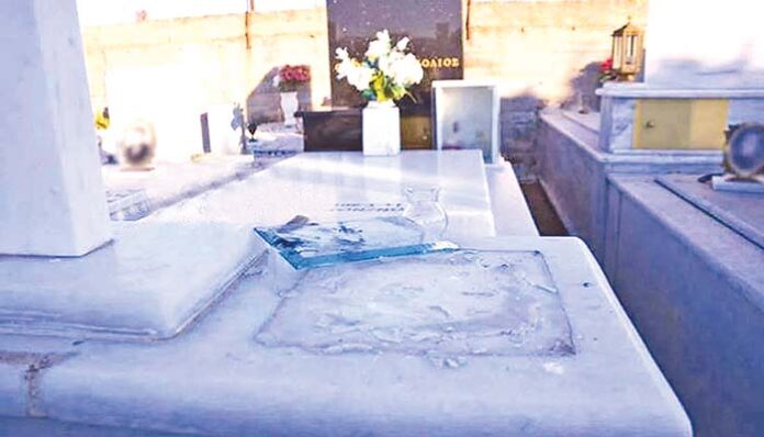 Ιερόσυλοι άρπαξαν σταυρούς και καντήλια σε κοιμητήριο του Άργους