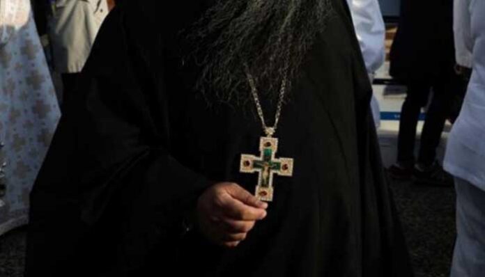 Ο πρώην δήμαρχος του Κιλελέρ Ρίζος Κομήτσας θα χειροτονηθεί ιερέας