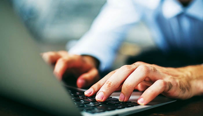 Αδίστακτοι τύποι απειλούν στο Instagram