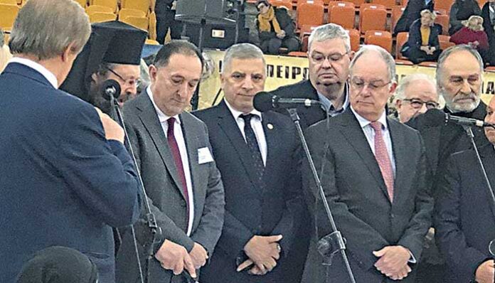Η πεζοπορία Θεοδωρικάκου, η Μιχαηλίδου στα Τρίκαλα και ο Τασούλας με τους συμπατριώτες του