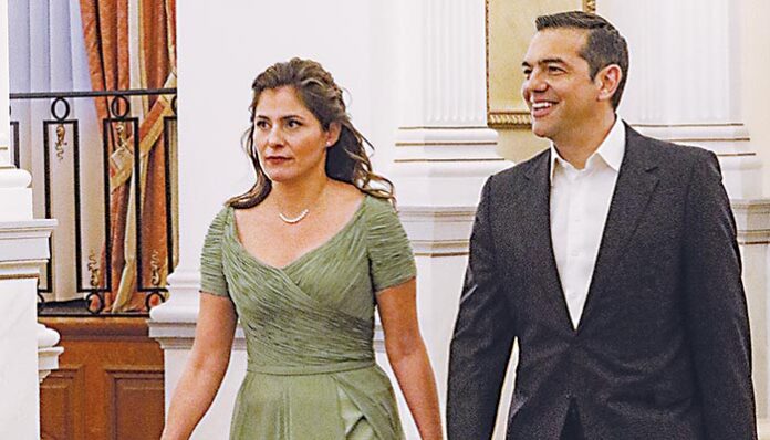 Οι αποκαλύψεις Τσίπρα στον Χατζηνικολάου για τη σχέση ζωής με τη σύντροφό του Μπέτυ Μπαζιάνα
