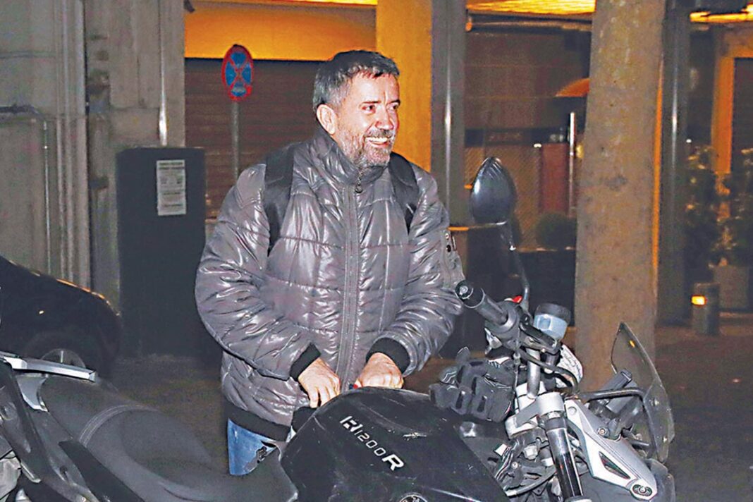 Ατρόμητος Παπαδόπουλος την εποχή που τα έβαλε με τον καρκίνο!