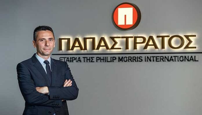 Η εκστρατεία της Παπαστράτος ενθαρρύνει τους Έλληνες να κόψουν το τσιγάρο