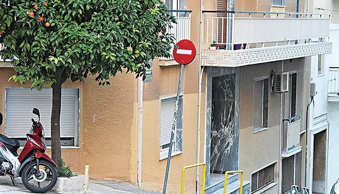 Έρευνα σε βάρος του ιατροδικαστή για το νεκρό μωρό στου Ζωγράφου