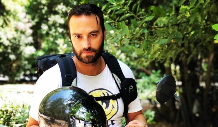 Σε προληπτική καραντίνα ο Κώστας Φραγκολιάς λόγω αδιαθεσίας (video)