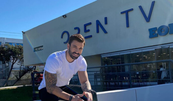 «Παρελθόν» από το «Μεσημέρι #yes» ο νικητής του «Survivor 2» Ηλίας Γκότσης