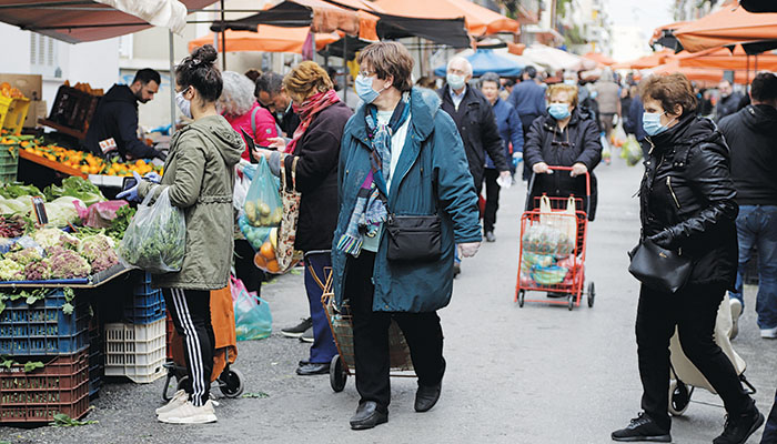 Νέα τροπολογία για τις λαϊκές! «Σπάνε» στα δύο