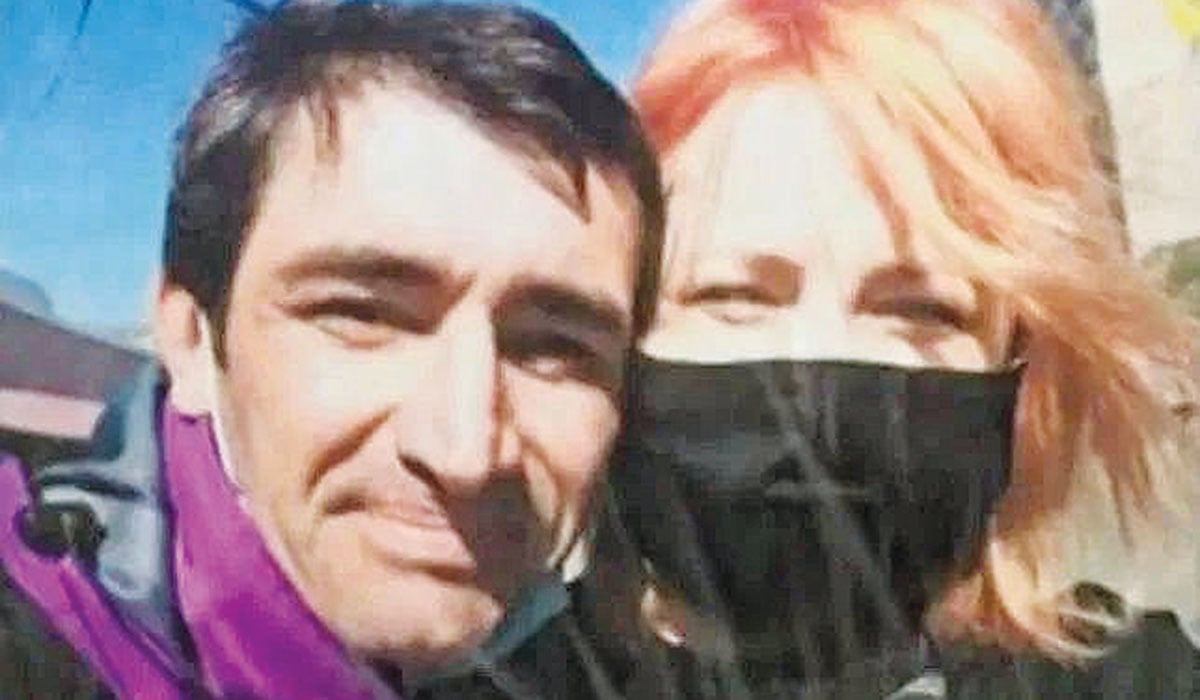 Κανίβαλος σκότωσε τη φίλη του και έφαγε τα πόδια της