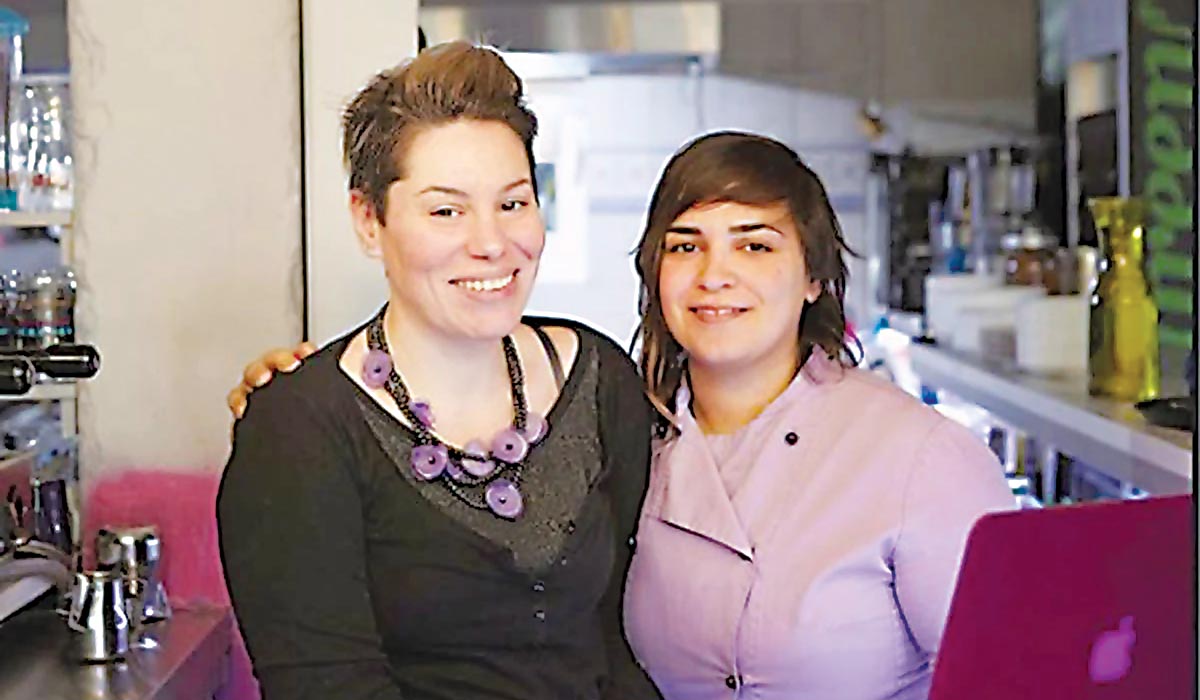 Η σύζυγος της Ντέμης Γεωργίου από το «MasterChef» Άλκηστις Αλεξανδράτου αποκάλυψε ότι δέχονται απειλές