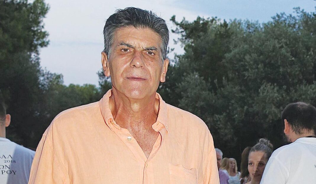 Ο Γιάννης Μπέζος θα βάλει το... χακί και θα παραμείνει στον ΑΝΤ1