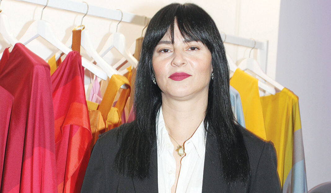 Η Ζενεβιέβ Μαζαρί στη θέση του τέταρτου κριτή του «GNTM»