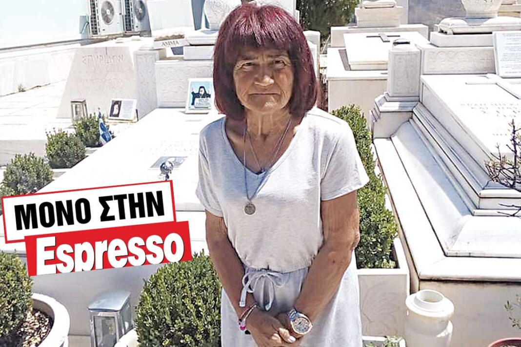 Η Μαρία Αρώνη επί 12 χρόνια πηγαίνει καθημερινά στο Α' Νεκροταφείο Αθηνών και φροντίζει το μνήμα του μακαριστού Αρχιεπισκόπου