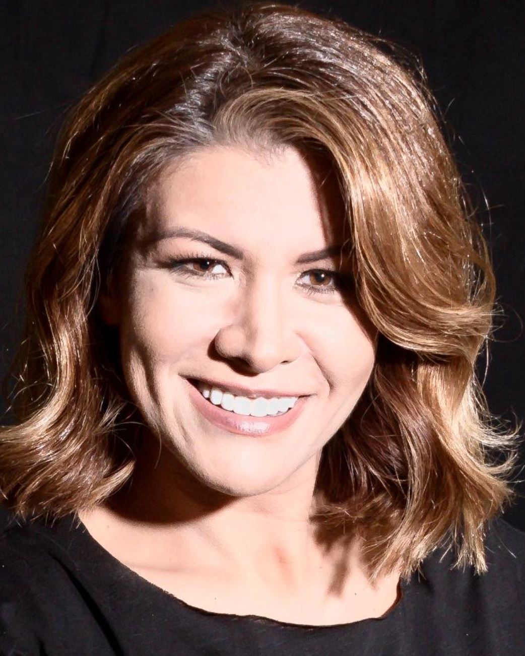 Αθηναΐς: Κάνει την έκπληξη αλλά και το «Σωστό» στα μουσικά δρώμενα (βίντεο)