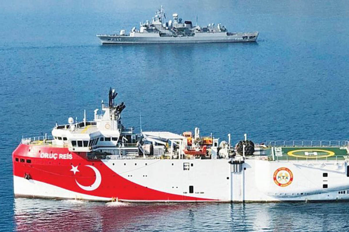 Συναγερμός στις Ενοπλες Δυνάμεις μετά την ανακοίνωση της Αγκυρας για έρευνες του σεισμογραφικού πλοίου «Oruc Reis» στο Αιγαίο
