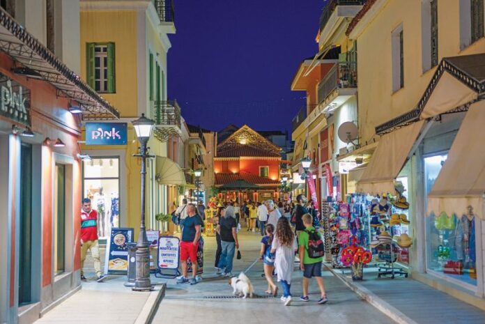 Επί ποδός κάτοικοι και φορείς για την επιλογή καταλύματος ως ξενοδοχείου καραντίνας στο ιστορικό κέντρο της πόλης