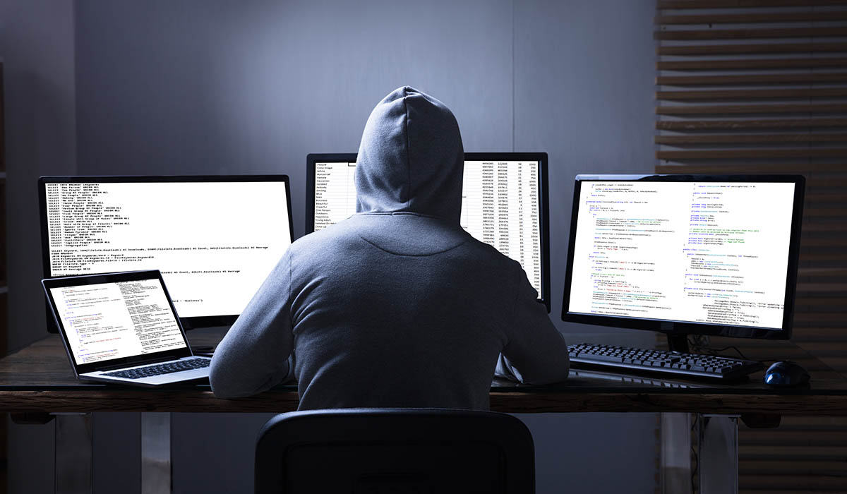 22χρονος Έλληνας κατάφερε να «πλήξει» αμερικανικές εταιρίες, προκαλώντας ζημιά άνω του 1.000.000 ευρώ