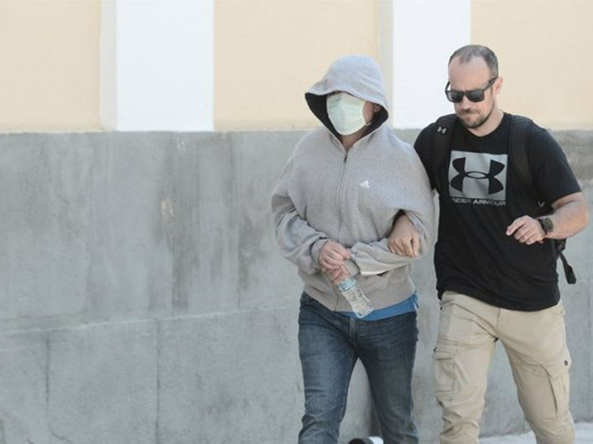 Στο σκαμνί σάτυρος καθηγητής στην Ρόδο