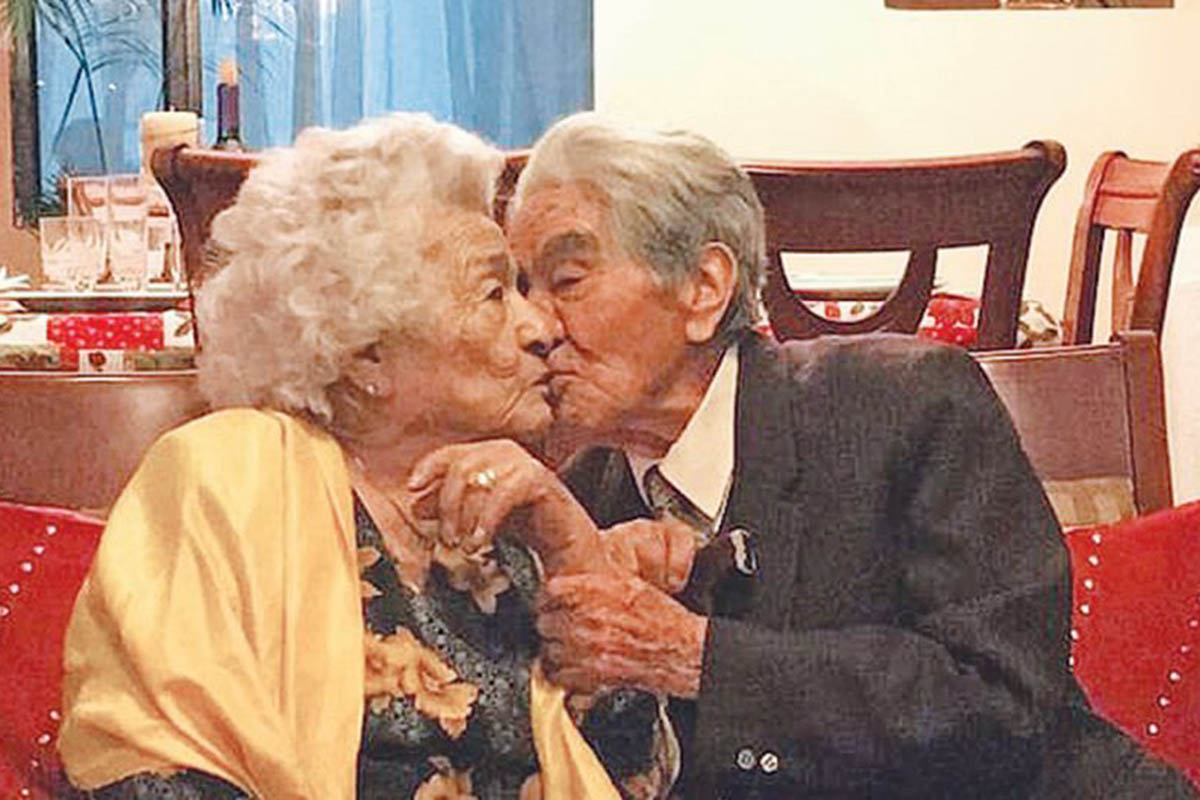 Το γηραιότερο παντρεμένο ζευγάρι στον κόσμο μπήκε στο βιβλίο Γκίνες