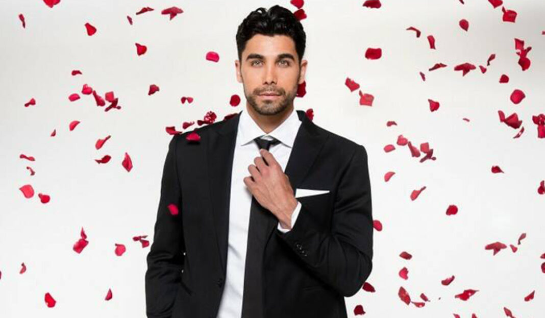 Ο «Bachelor» Βασιλάκος αποκάλυψε ότι θέλει η γυναίκα του να είναι στα πρότυπα της... πεθεράς της