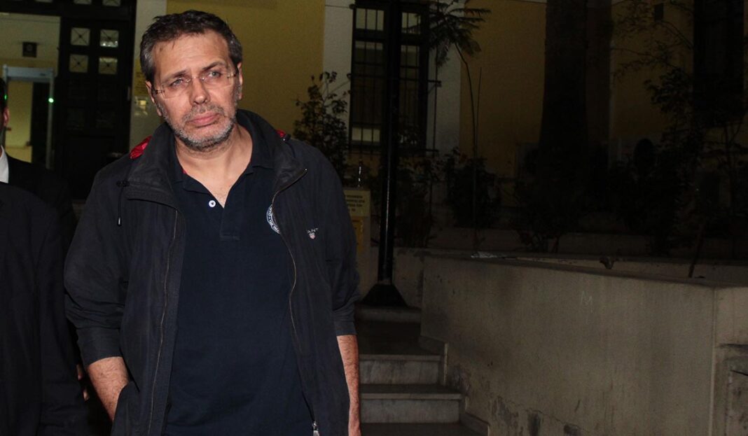 Ο Στέφανος Χίος μίλησε στην «Espresso»: «Τους περίμενα! Για το χτύπημα ήμουν προετοιμασμένος, είχα εκπαιδευτεί στον φόβο»