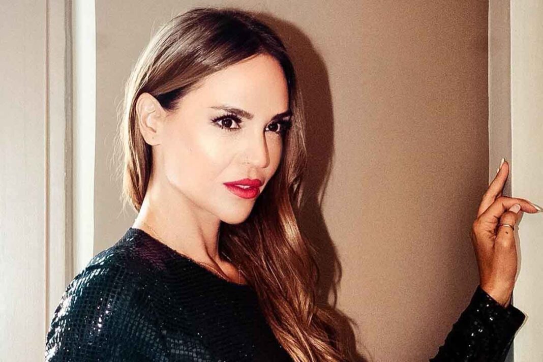 Η Νικολέττα Καρρά κόβει την ανάσα ποζάροντας στο Instagram με super αισθησιακά εσώρουχα