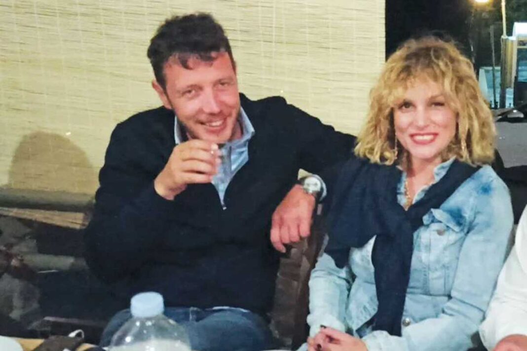 Αναβολή του... Ησαΐα για την Ελεονώρα Ζουγανέλη και τον Σπύρο Δημητρίου