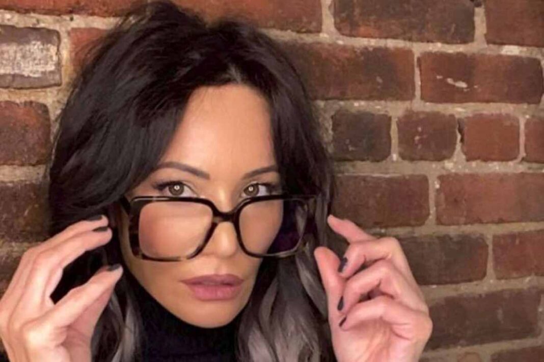 Μάρω Λύτρα: «Ιστορίες δόξας» με... «make up» στη θλίψη