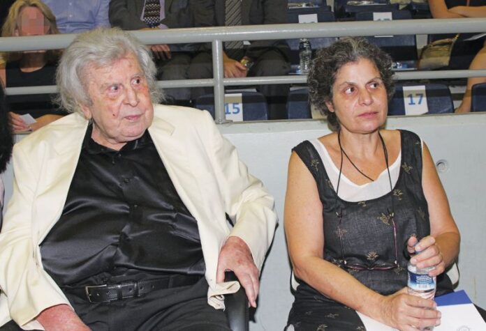 Εσπευσμένα στο νοσοκομείο η κόρη του Μίκη Θεοδωράκη