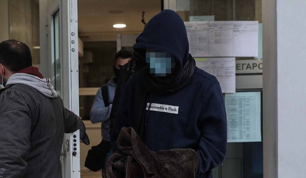 Σοκ στις Σπέτσες με 22χρονο γιο καθηγητή του Πολυτεχνείου που φέρεται ως ο δολοφόνος 26χρονου