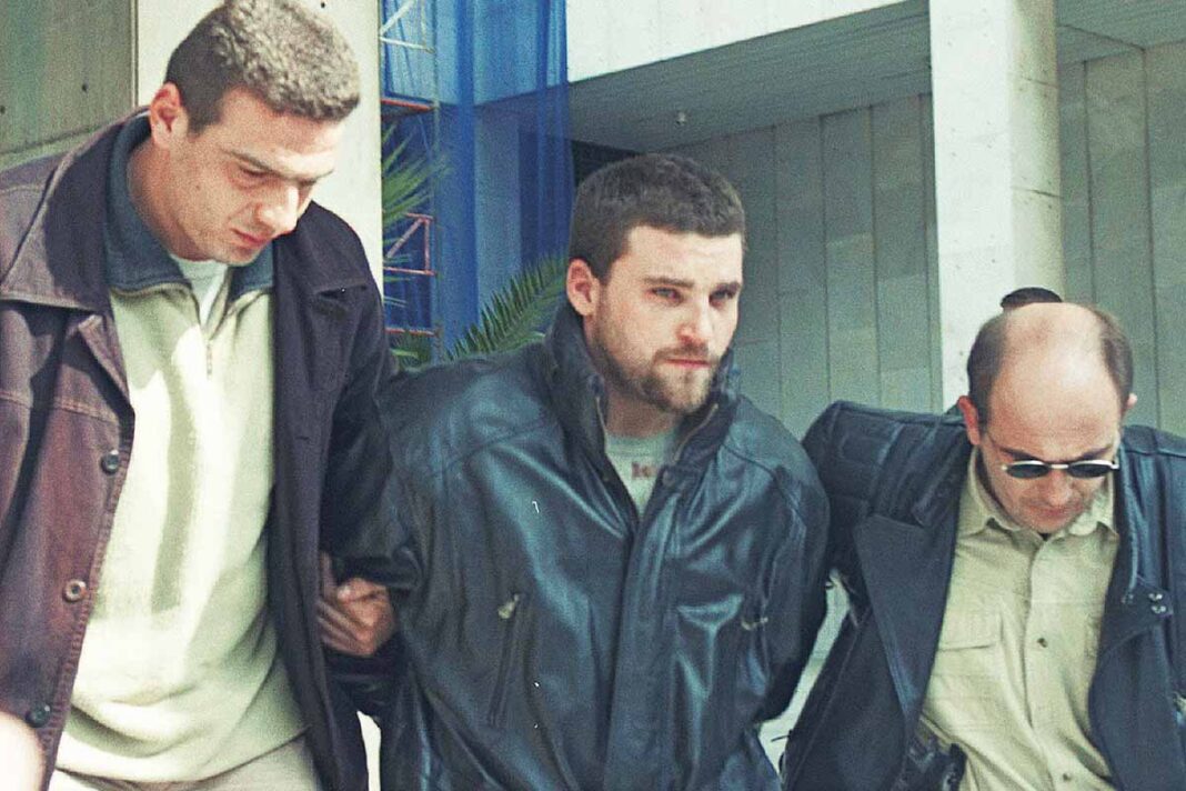 H δεύτερη «ευκαιρία» του Πάσσαρη! Ο κακοποιός επιθυμεί να επιστρέψει για τη δίκη του στην Ελλάδα