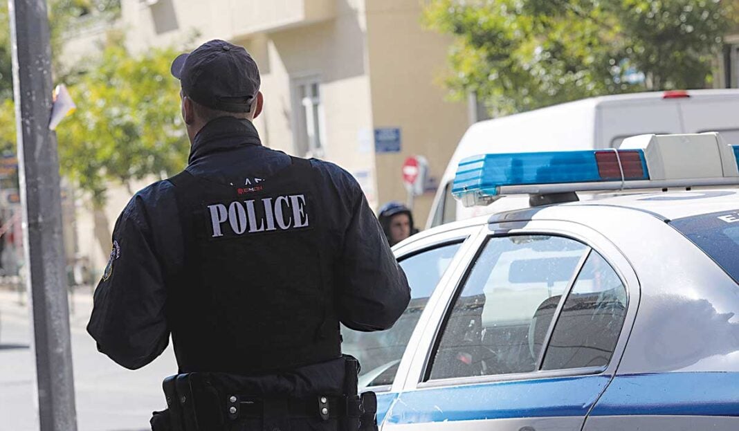 Ρόλο ψυχολόγου έχουν αναλάβει οι αστυνομικοί της Άμεσης Δράσης