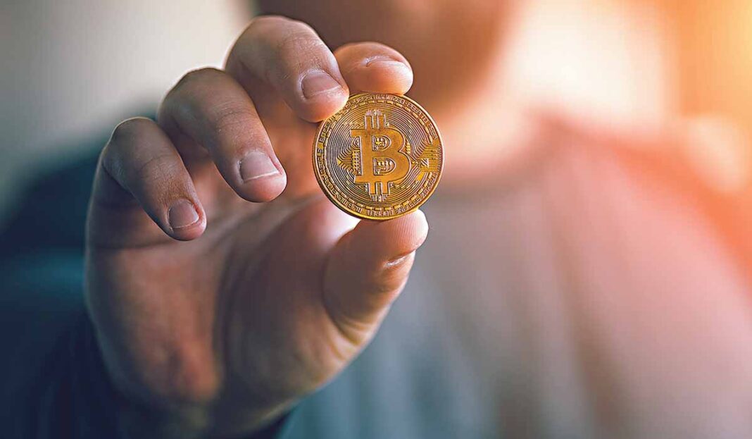 Επενδυτής «μαϊμού»! Έταζε bitcoins σε 46χρονο και του «έφαγε» 11.500 ευρώ