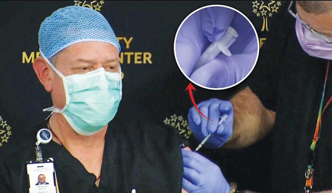 Εμβόλιασμος σκέτη απάτη! Σάλος με όσα έδειξε live κανάλι στο Τέξας (video)