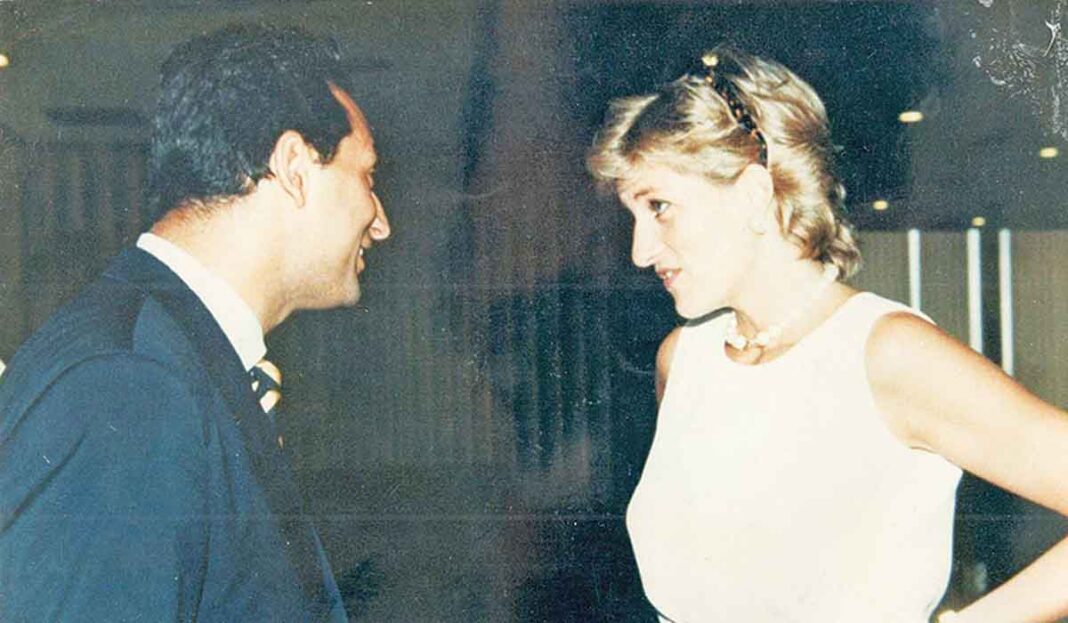 Ο Γιώργος Ντάβλας αποκάλυψε την... παραμυθένια πρώτη συνάντηση με την πριγκίπισσα Νταϊάνα (video)