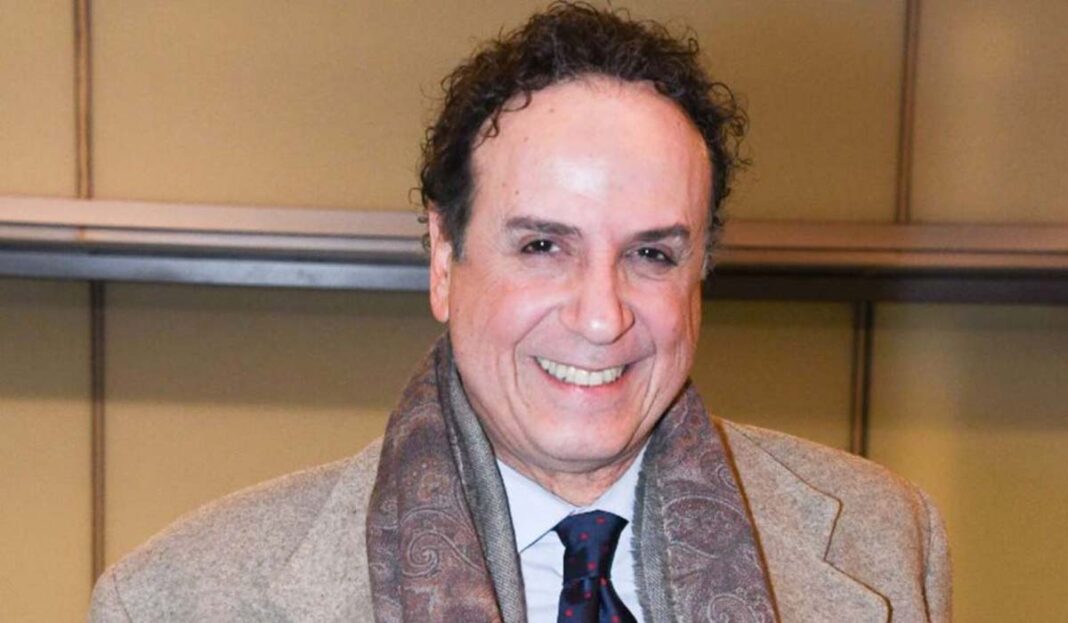 Χάρης Ρώμας: «Όταν αποφάσισα να επιστρέψω στην τηλεόραση κανένας δεν πέταγε την σκούφια του» (video)