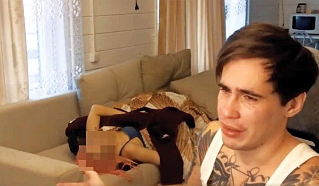 Ρώσος YouTuber-τέρας άφησε την έγκυο σύντροφό του να πεθάνει από το κρύο σε ζωντανή μετάδοση!