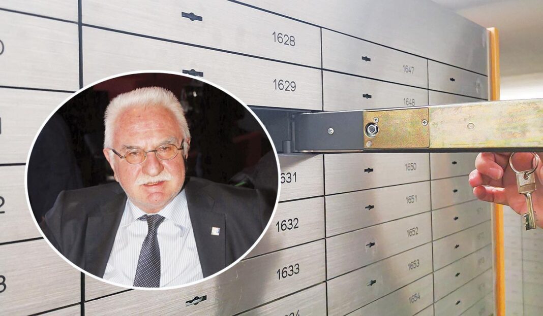 Τι ψάχνει ο Τσουκάλης στις θυρίδες των πλουσίων για την περίεργη κλοπή-μαμούθ