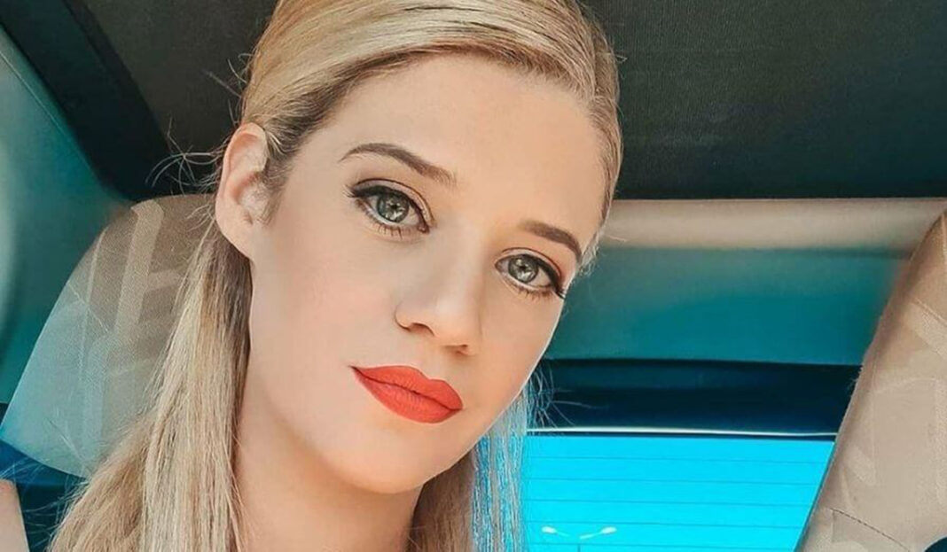 Η Τζένη Θεωνά φωτογραφίζει τον άντρα της μαζί με το γιο τους!