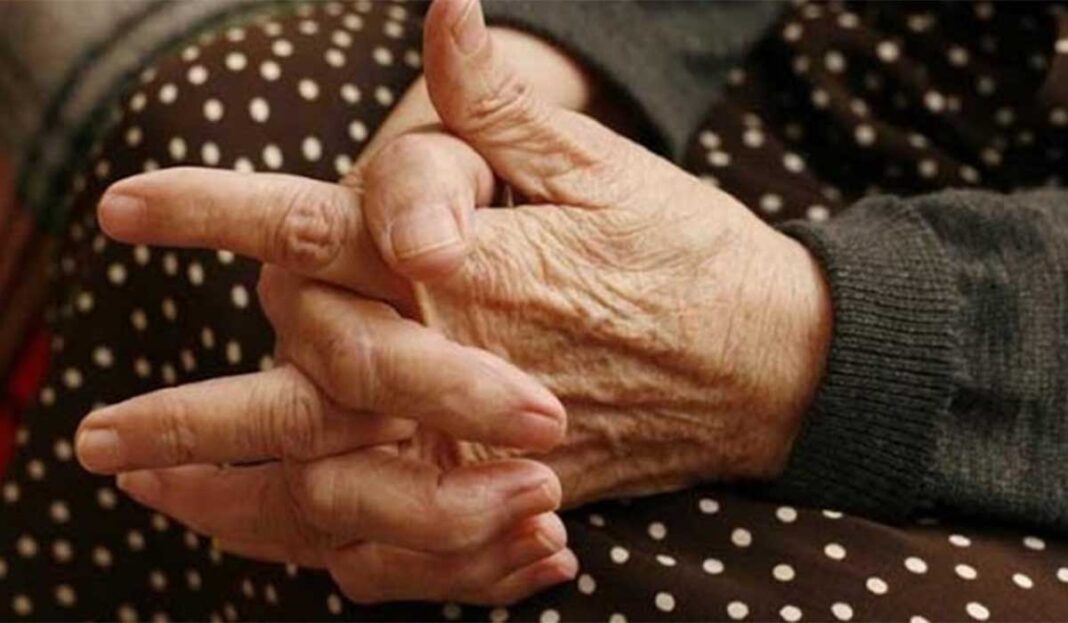 Βόλος: Ηλικιωμένη μητέρα «έδωσε» ξανά ζωή στον γιό της