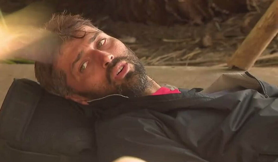#Survivor Ξέσπασε κατά των συμπαικτών του ο Αλέξης Παππάς στο «Survivor» (video)
