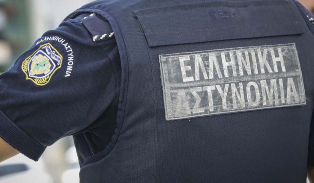 Η κίνηση του Αστυνομικού σε αδέσποτο σκύλο που έγινε «viral»
