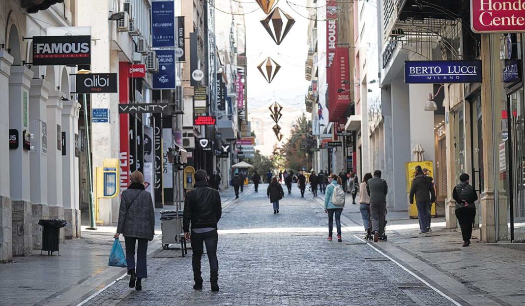 Αντίζηλες λεσβίες οι ανήλικες στον ξυλοδαρμό της οδού Ερμού!