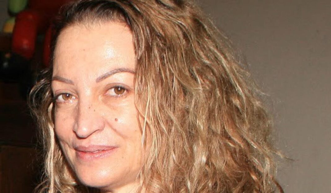Λουκία Πιστιόλα: «Ο Γιάννης Μπέζος είναι ο πιο γενναιόδωρος, ο πιο μη κομπλεξικός άνθρωπος του θεάτρου που ξέρω» (video)